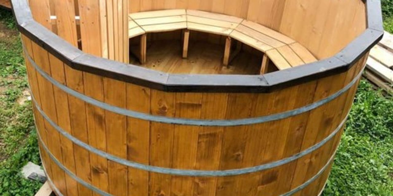Ciubăr lemn cu apă fierbinte Maris + Accesorii incluse Ciubăr lemn cu apă fierbinte Maris + Accesorii incluse