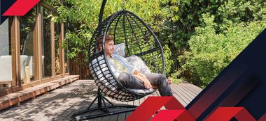 Fotoliu suspendat tip scoică - achiziția perfectă pentru zona ta de relaxare