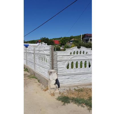 Gard beton Victorian 2 stâlpi cu model piatră 2,2 m