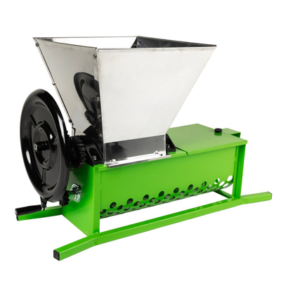 Zdrobitor struguri manual cu desciorchinator Tamar, din inox și tablă, 500-600 kg/h