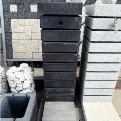 Cișmea/F&acirc;nt&acirc;nă apă pentru grădină din beton Arria Dark, 95 x 56 x 36 cm