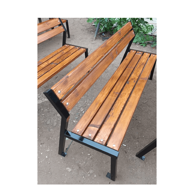 Bancă stradală parc cadru metalic Aramo - Ofertă 18 + 1 Cadou