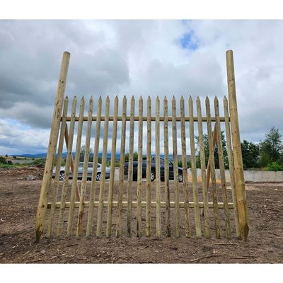 Gard lemn tratat semirotund tip panou 2,5x1,85 m