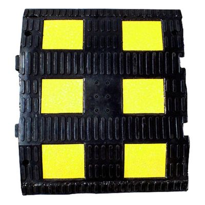 Limitatoare de viteză din cauciuc Mijloc 50x60x4,5 cm