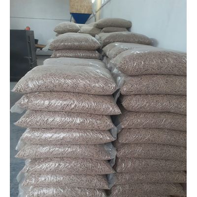 Peleți rășinoase din rumeguș 15 kg