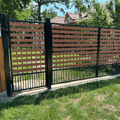 Șipcă gard 3D WPC Tara cu rizuri 12 x 2,4 x 200 cm Periat două fețe, Maro roșcat