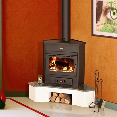 Sobă pentru încălzit pentru colț Prity AMB 12 kW