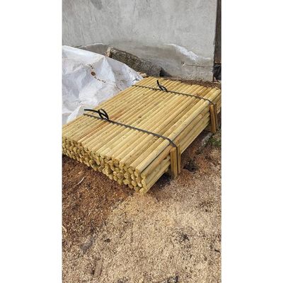 Stâlpi din lemn netratat, grosime 9 cm 3 m
