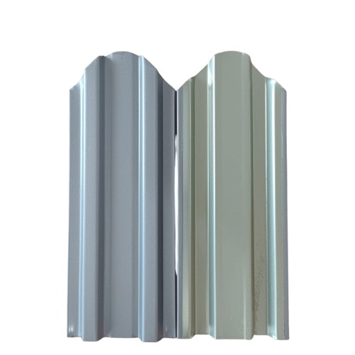 Șipcă metalică Levi, Gri lucios (RAL 9006)