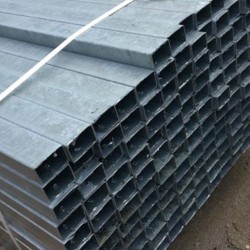 Stâlpi zincați pentru gard metalic Ronin 60x40 mm-8