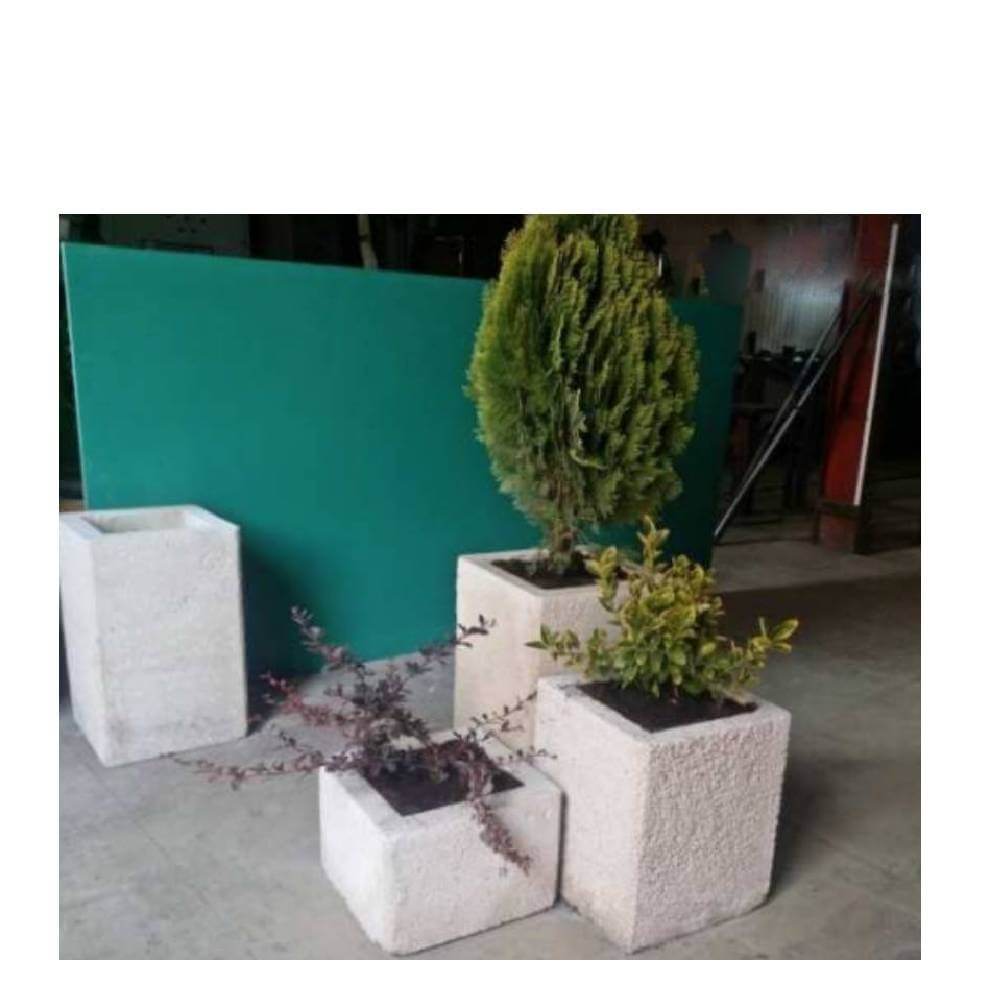 Set 3 jardiniere din beton stradale Agnes