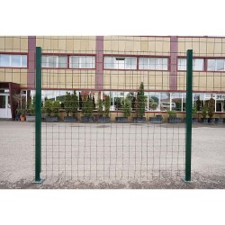 Plasă gard fibră de sticlă bordurată Tesi verde 1.7x30 m, bară 3 mm-4