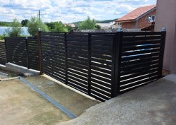 Șipcă metalică 2D Ronin, 0,45 mm x 9 cm Gri mat (RAL 7024)-6