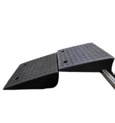 Rampă urcare bordură din cauciuc Grover, 50x32x13 cm-1