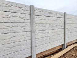 Gard beton Titan 1,5 m cu stâlpi din beton armat-2