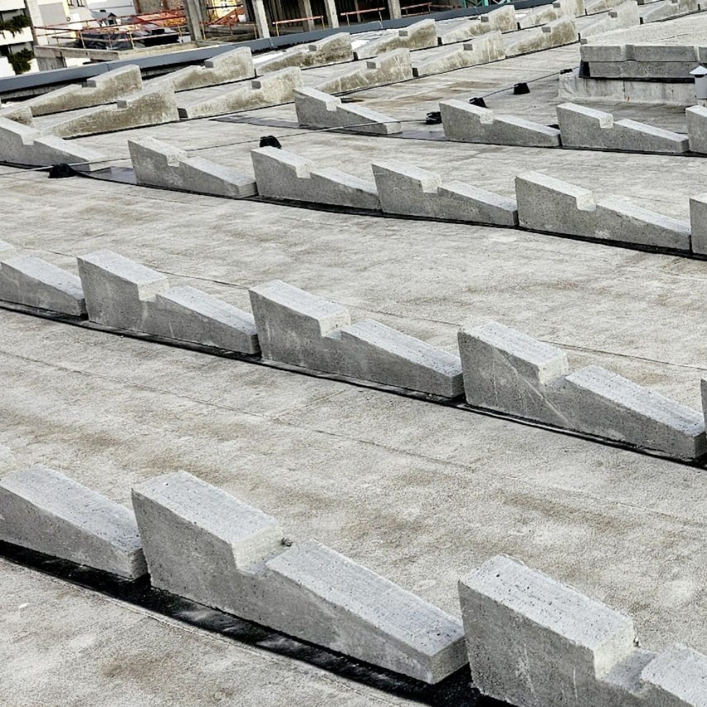 Suport panouri fotovoltaice din beton 10 grade, scund, Betonix